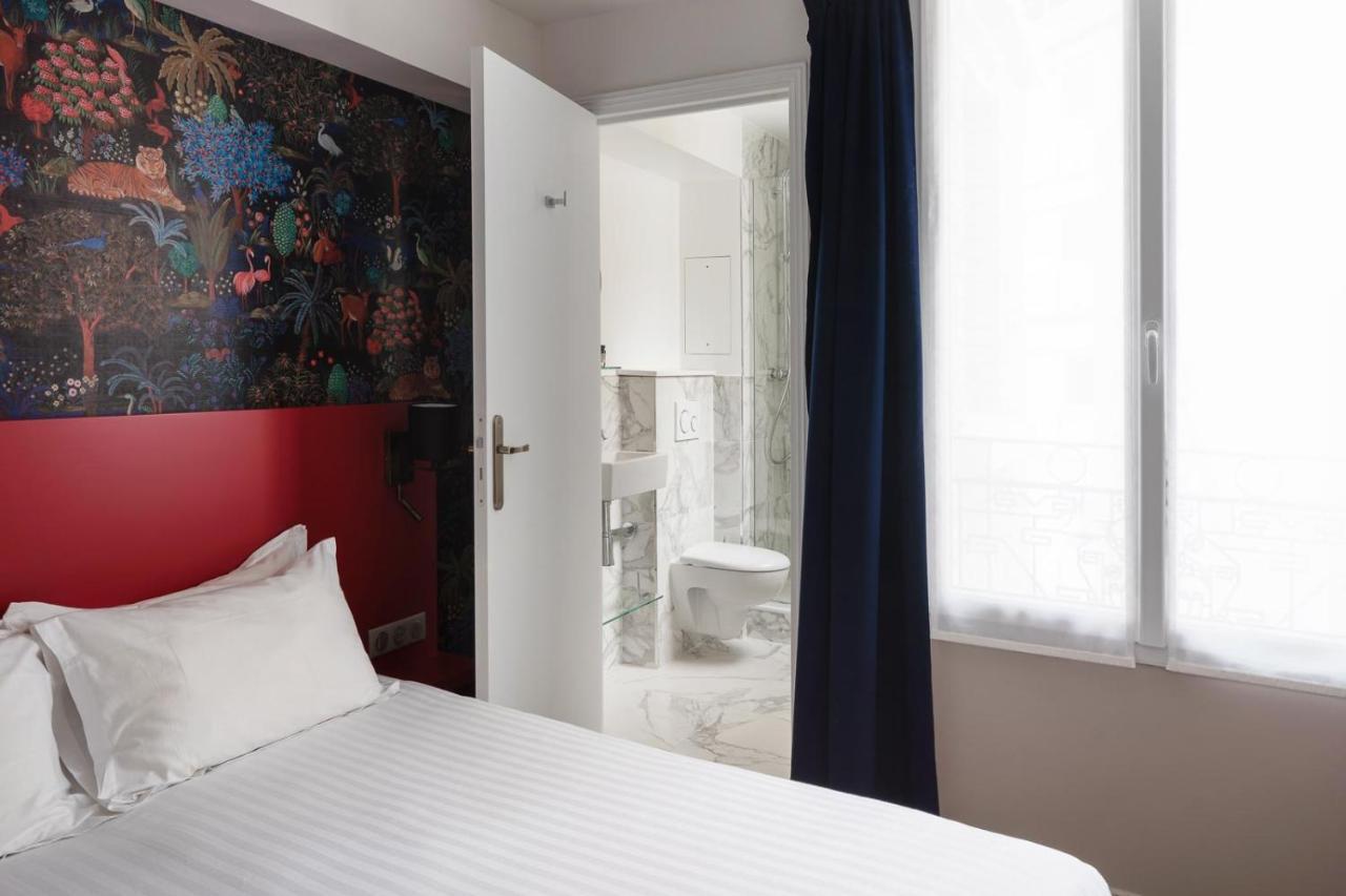 31 - Tour Eiffel 3* Paris