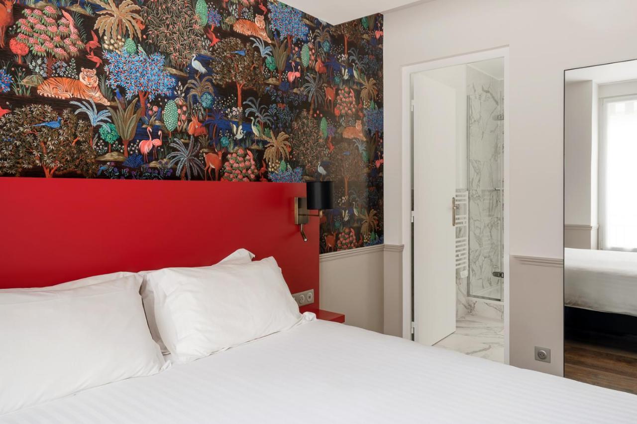 31 - Tour Eiffel 3* Paris