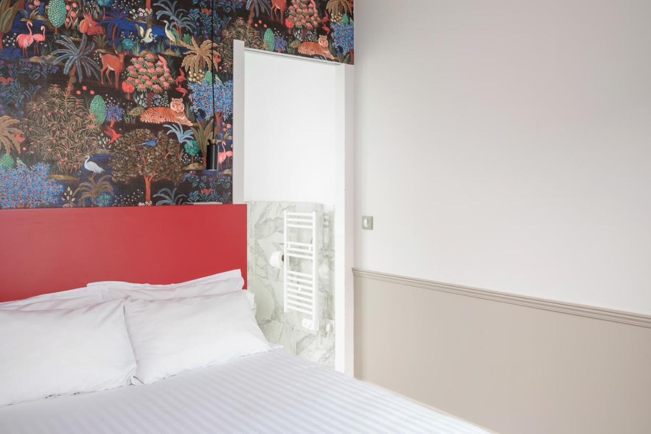 31 - Tour Eiffel Hotel Parigi